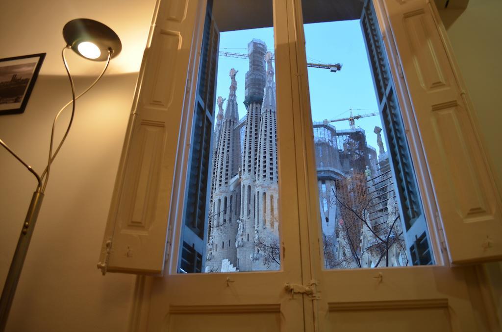 Gaudi Apartment บาร์เซโลนา ภายนอก รูปภาพ