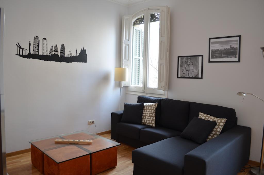 Gaudi Apartment บาร์เซโลนา ภายนอก รูปภาพ