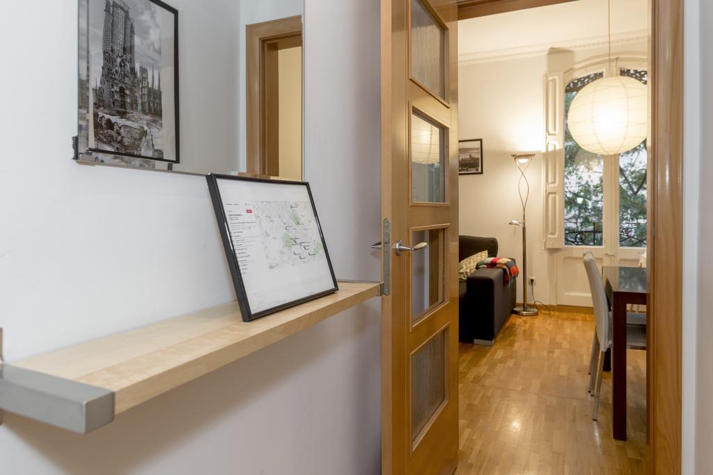 Gaudi Apartment บาร์เซโลนา ภายนอก รูปภาพ