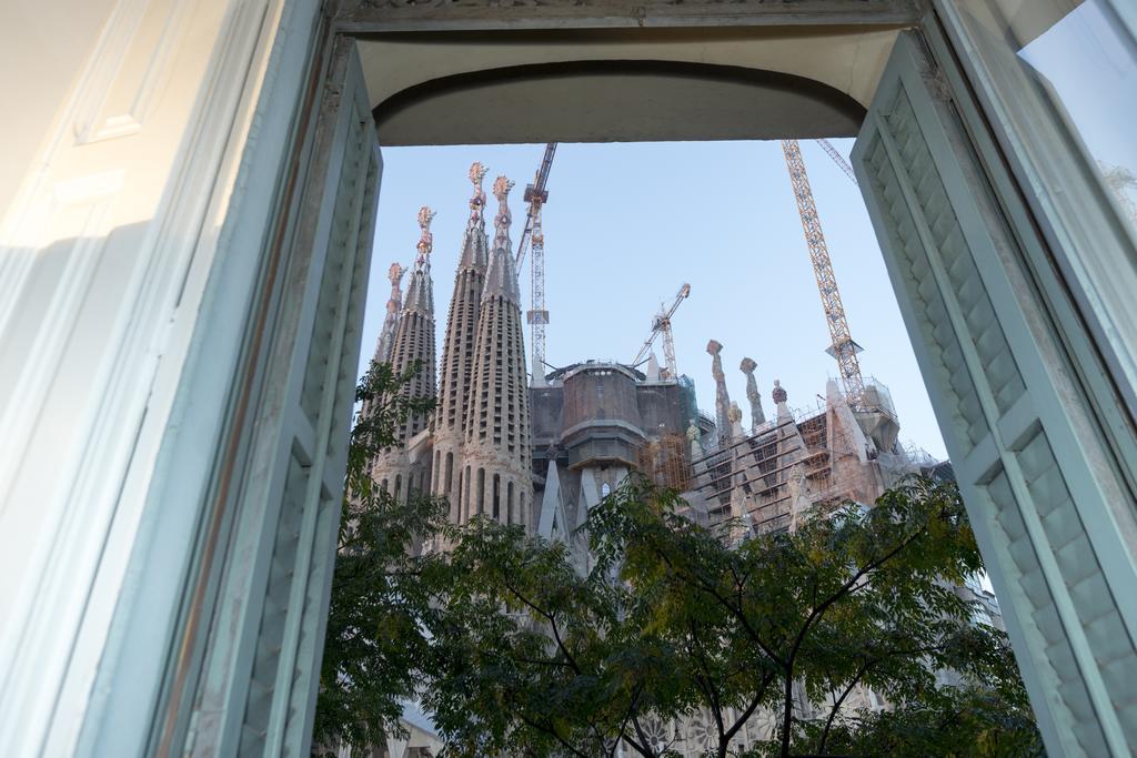 Gaudi Apartment บาร์เซโลนา ภายนอก รูปภาพ